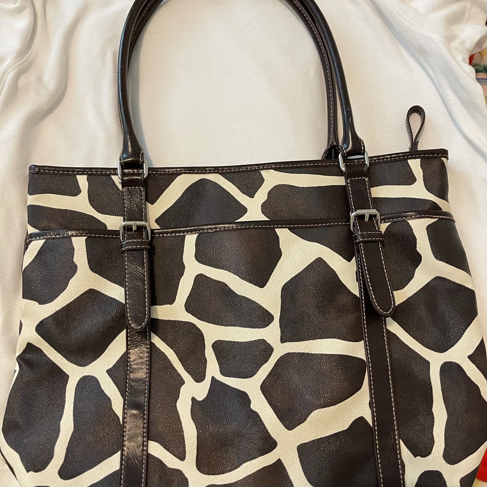 Gorgeous faux cream and brown purse